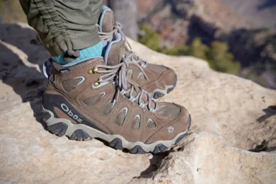 Design and construction features of Oboz hiking boots 